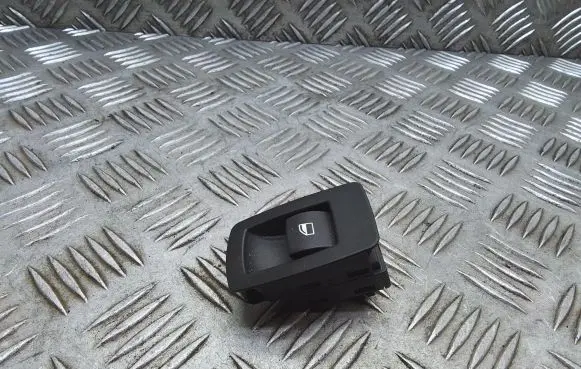 BMW 1 E81 E87 Electric window control switch 6945874 6935534
