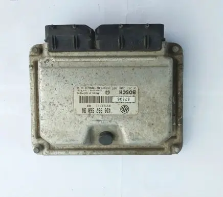 Volkswagen Touareg I Engine control unit/module 4D0907560BQ 0261208007