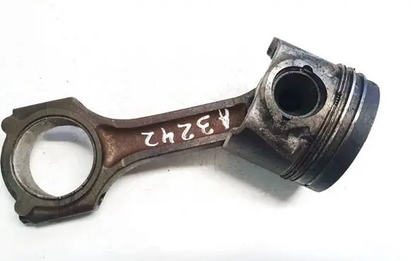 KIA Picanto Piston with connecting rod c28u