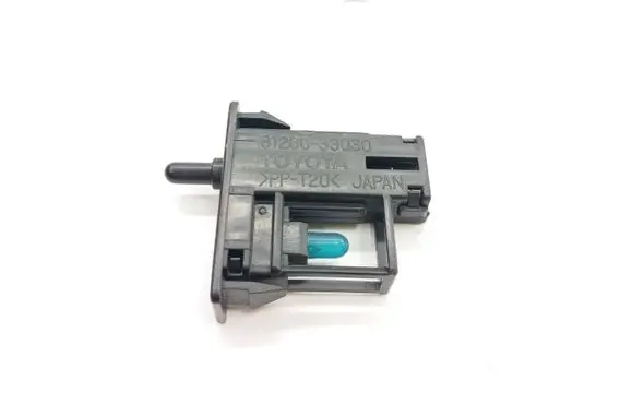 Toyota Corolla Verso AR10 Glove box light 8126033030