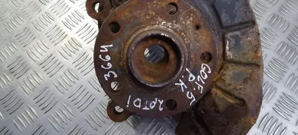 Volkswagen Golf V Front wheel hub