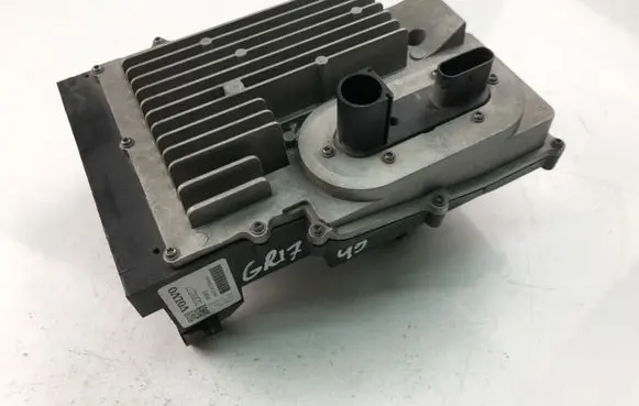 Volvo XC60 Fuse module 32300277