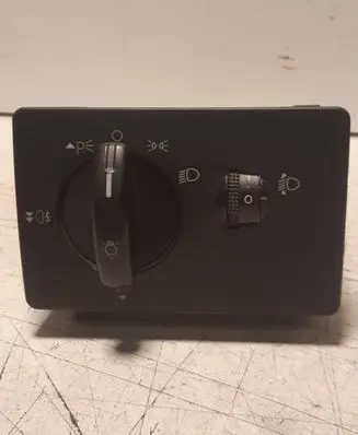 Ford Focus Light switch 7M5T13A024