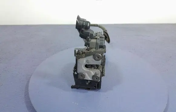 Front door lock