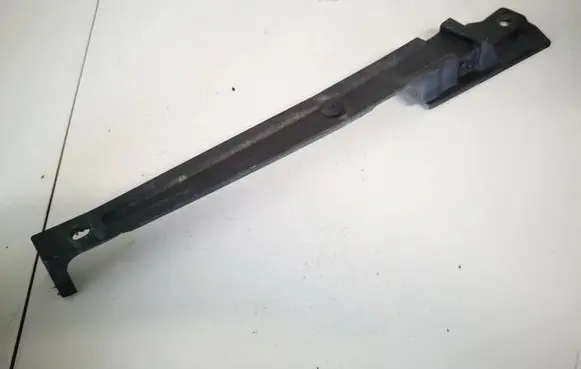 KIA Carens II Other exterior part 841561d000 84156-1d000