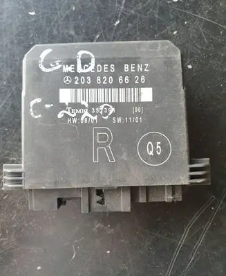 Mercedes-Benz C W203 Door control unit/module 2038206626