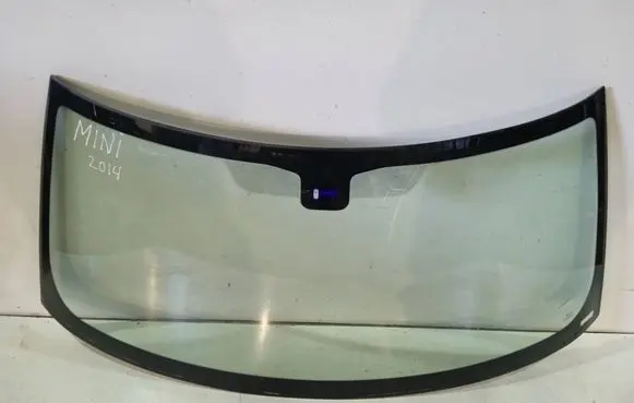 Mini One - Cooper R57 Front windscreen/windshield window 43R010826