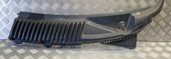 Ford Explorer Wiper trim 2L247802223ACW