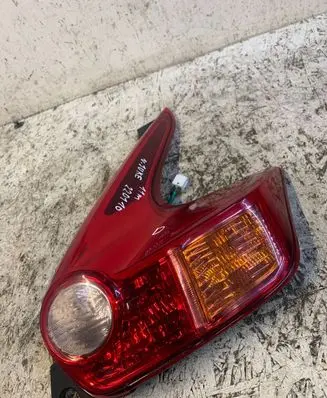 Nissan Juke I F15 Rear/tail lights