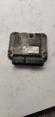 Skoda Octavia Mk2 (1Z) Engine control unit/module 03C906016AK 03C906016C 1039S49443