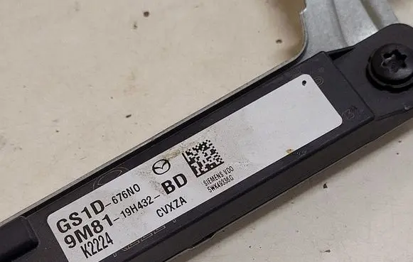Mazda 6 Aerial antenna amplifier GS1D676N0 9M8119H432BD K2224