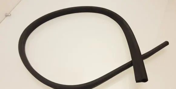Volkswagen PASSAT B8 Engine compartment rubber 3G0823723