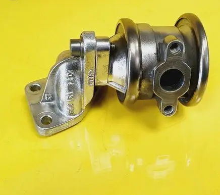 Audi A6 S6 C5 4B EGR valve 078131101N