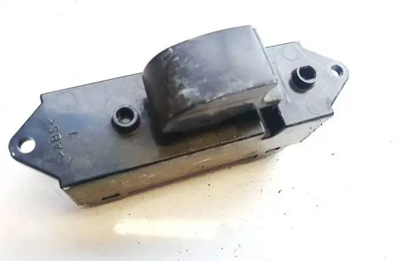 Mitsubishi Lancer X Electric window control switch 8608a065 c8d-s608m