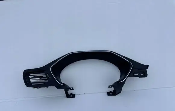 Dash center air vent grill