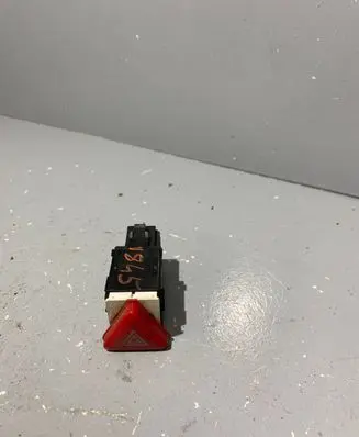 Skoda Fabia Mk1 (6Y) Hazard light switch 6Y0953235