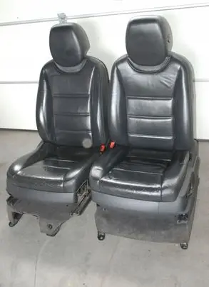 Porsche Cayenne (9PA) Front passenger seat 385KM 2008R