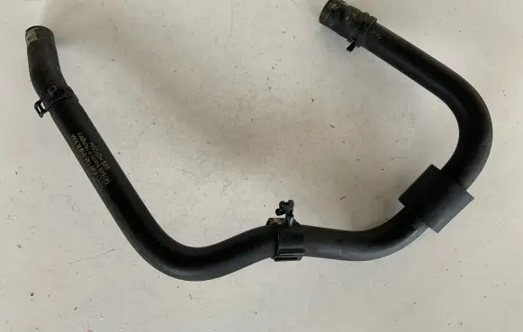 Audi Q7 4M Engine coolant pipe/hose 4M0145919R