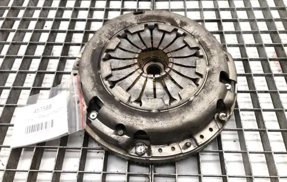 Dacia Duster II Clutch set kit 301011769R