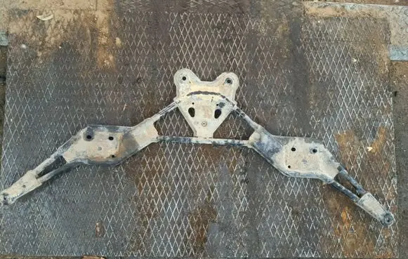 Infiniti EX Front subframe