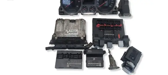 Volkswagen PASSAT B6 Engine ECU kit and lock set 03G906021NK 3C0937049AD 3C0905861G