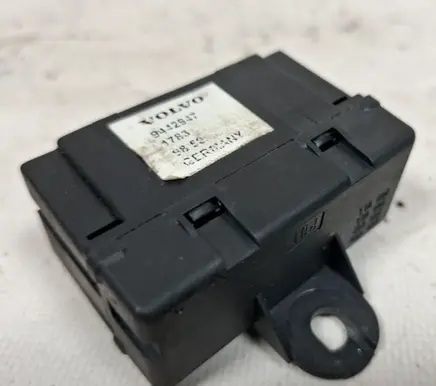 Volvo S80 Seat heating relay 9442947