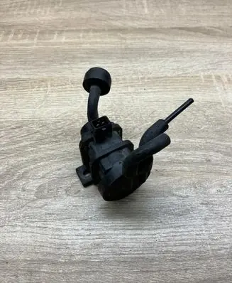 Opel Zafira A Vacuum valve 09158200