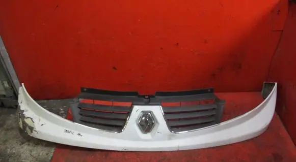 Renault Trafic II (X83) Front bumper upper radiator grill