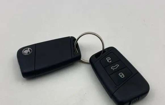 Skoda Superb B8 (3V) Ignition key/card 3V0959752 3V0959752K FS14S15