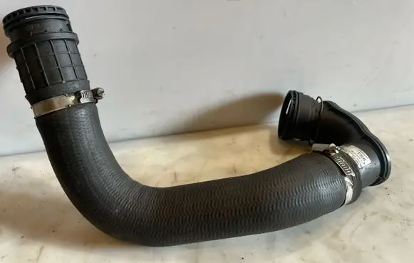 Opel Zafira C Intercooler hose/pipe 360578926