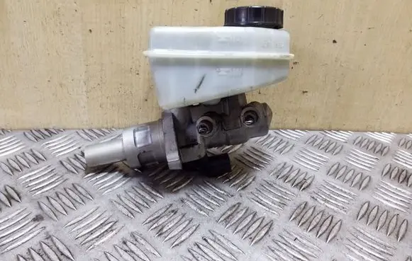 Seat Toledo IV (NH) Master brake cylinder 6R2611601
