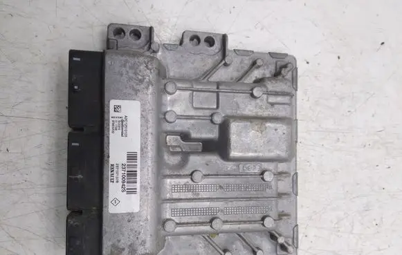 Renault Kadjar Engine control unit/module 237100942S A2C12510105