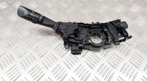 Toyota Auris E180 Indicator stalk 8414002730