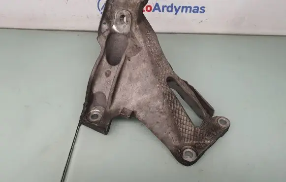 BMW X5 E70 Engine mounting bracket 6797920 22116797920 6797921