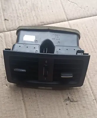 BMW 5 E60 E61 Rear air vent grill 64226932023 6932023