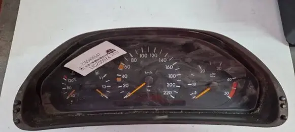 Mercedes-Benz E W210 Speedometer (instrument cluster) 2105406547