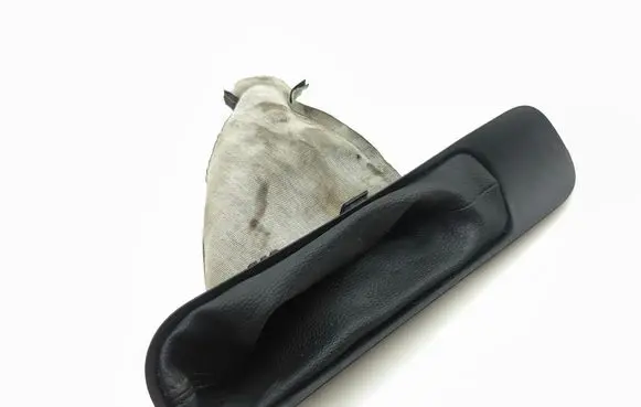 Mini One - Cooper Coupe R56 Handbrake trim 