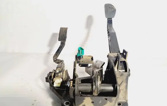 Peugeot 407 Pedal assembly 