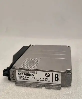BMW 5 E39 Engine control unit/module 1429373 5WK9032D13