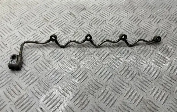 Toyota Corolla Verso AR10 Fuel return line/hose 237610R030