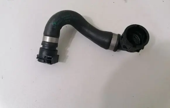 Engine coolant pipe/hose
