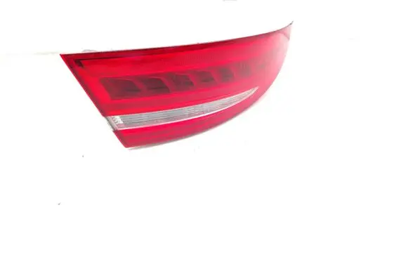 Jaguar XE Rear/tail lights 19733701
