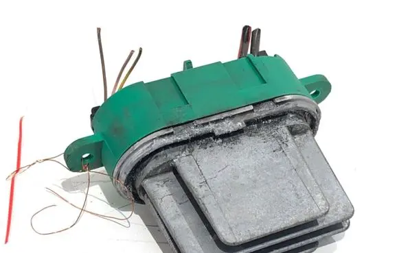 Heater blower motor/fan resistor