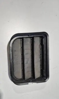 Volvo XC90 Quarter panel pressure vent 31369380
