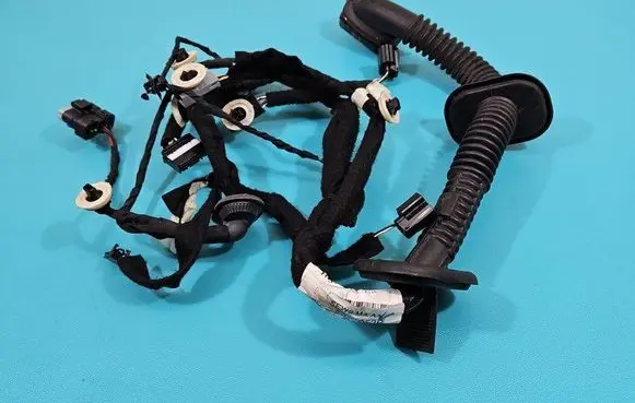 Renault Clio V Front door wiring loom 241256952R IMPRK1467418
