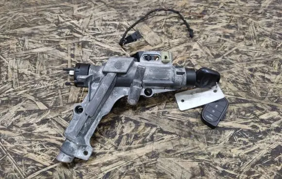 Porsche Boxster 986 Ignition lock 99634701706