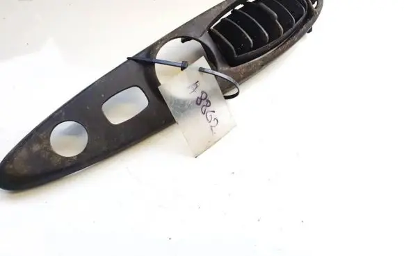 Citroen C8 Dash center air vent grill 8146