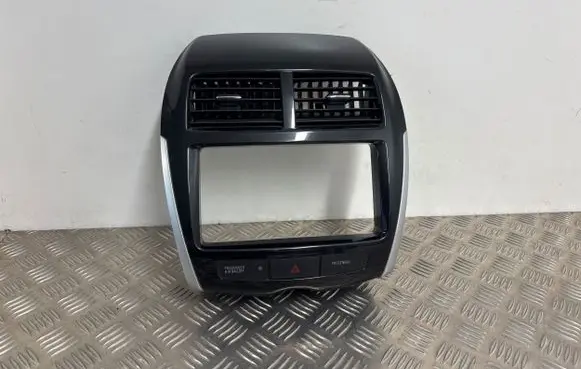 Peugeot 4008 Dash center air vent grill 8002A916XB 2B03A 8002A916XR