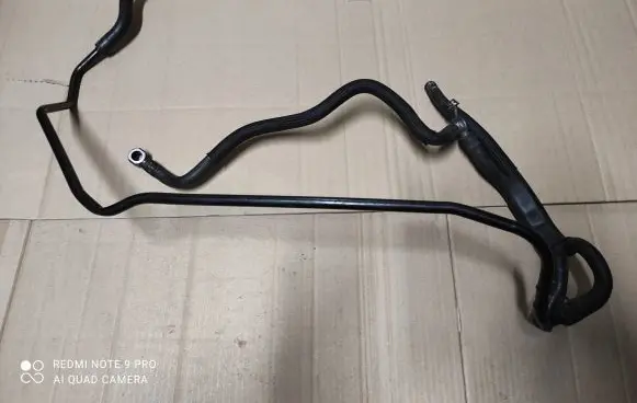 Audi Q7 4L Fuel line pipe 059130300CC