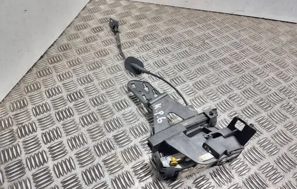 Ford Fiesta Rear door lock 2561a264a53a